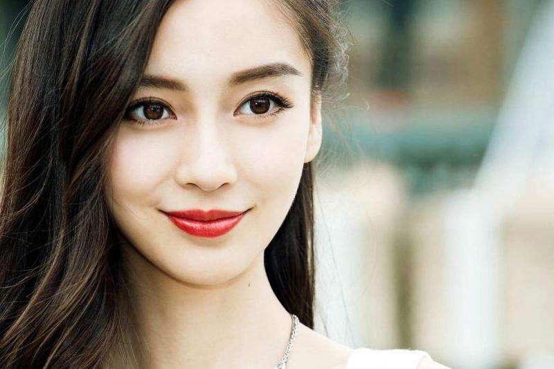分享每月在Facebook上热搜的歌曲